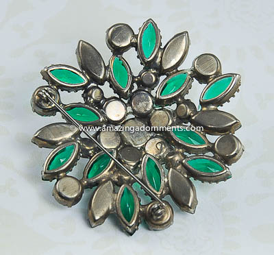 Vintage Unsigned Green Rhinestone and Glass Pin