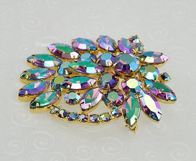 Vintage Signed Weiss Brooch