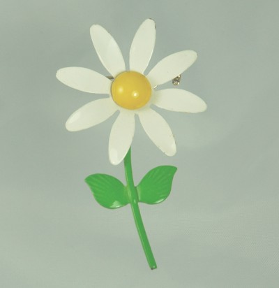 Amazing Adornments: Enameled Flower Power Daisy Brooch