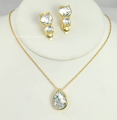 Stupendous Unsigned Clear Glass Pendant Necklace and Earring Set